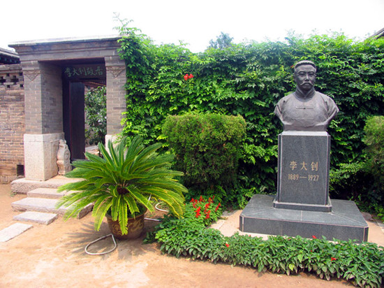 ��һ���h��(ji��) �tɫ�������]��·