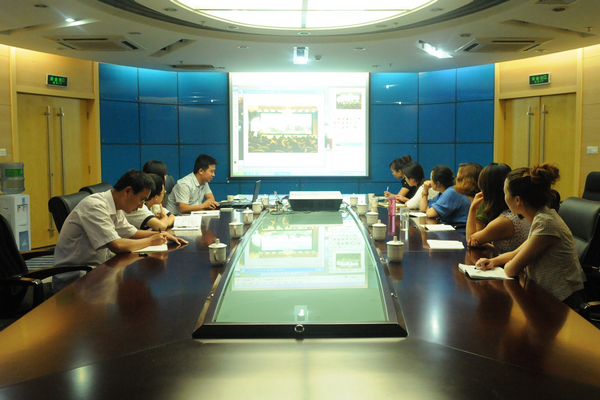 鄭州市旅游信息咨詢服務(wù)中心開(kāi)展平面設(shè)計(jì)專題培訓(xùn)