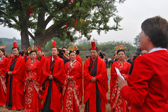 2013���A���l(xi��ng)�L(f��ng)����ʢ���_Ļ 