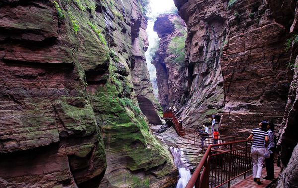 �������� �����ɫ�č{�����]