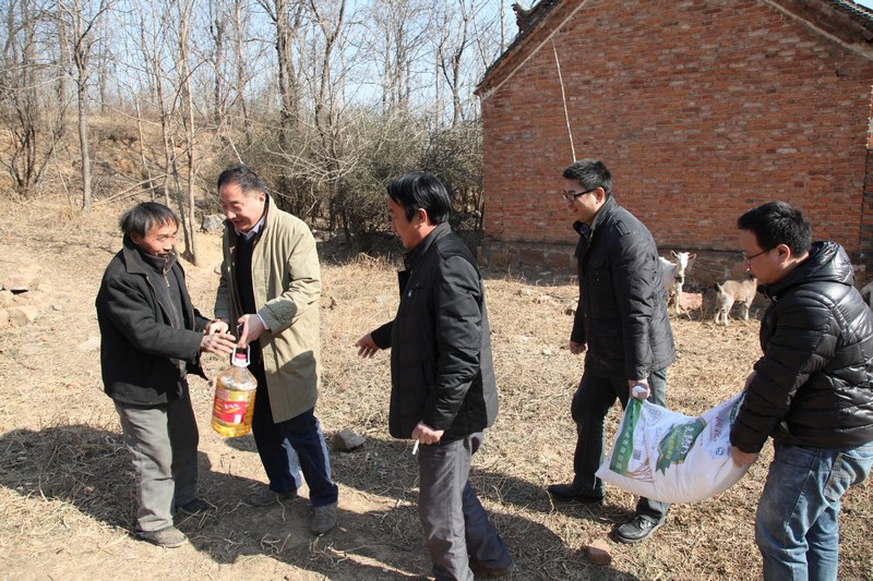 �v�R�����ξ�ο����(du��)�ڎͷ������yȺ��