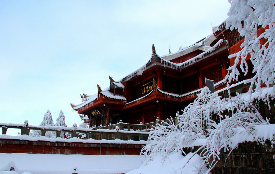 ����&ldquo;��&rdquo;�� ����(n��i)��ɽѩ���P�c