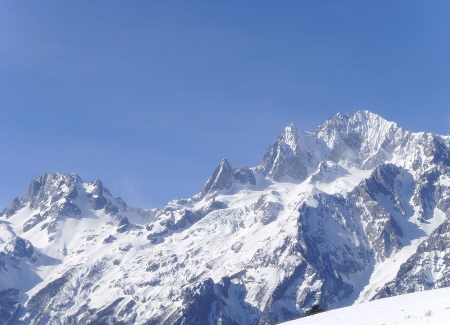 ����&ldquo;��&rdquo;�� ����(n��i)��ɽѩ���P�c