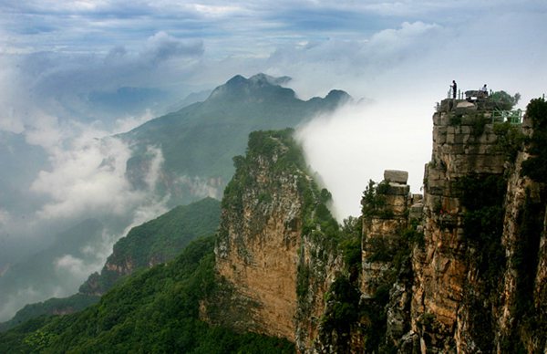 ���κ�ȥ̎ 18���е�ɽ���x���]