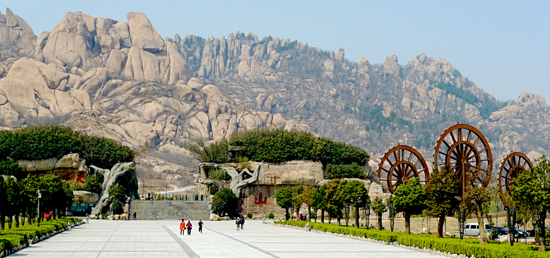 �������ɽ ��һС�L(zh��ng)�����e���ɺ�ȥ̎