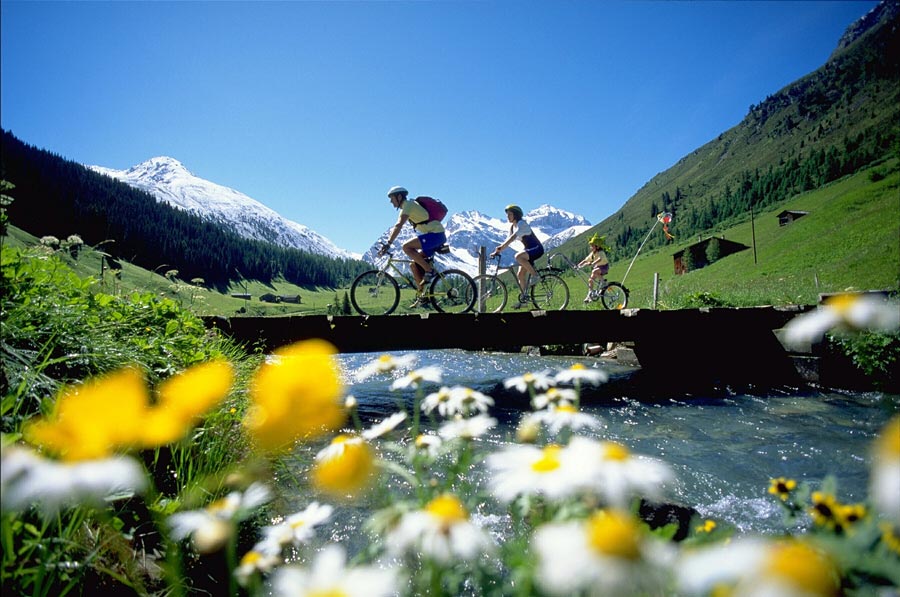 �Ҹ��l(f��)�ԃ�(n��i)�� ȫ��ʮ�����Ҹ������L(f��ng)��