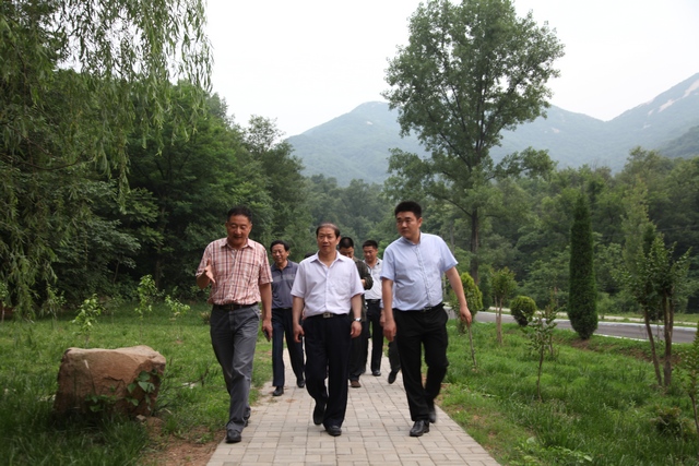 �S���W(xu��)Ժ�I(l��ng)��(d��o)�͌��ҵ����ɽ�L(f��ng)���^(q��)�{(di��o)��