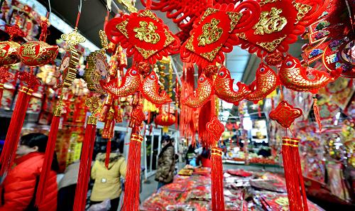 2015年春節(jié)黃金周消費市場平穩(wěn)較快增長