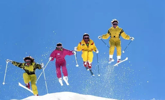 ����ɽ��&bull;��ѩ��(l��)�@��ѩ��(ch��ng)����¡���_(k��i)�I(y��)