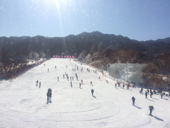 ����ɽ��&bull;��ѩ��(l��)�@��ѩ��(ch��ng)����¡���_(k��i)�I(y��)