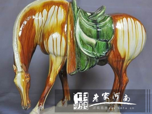 中國(guó)南石山三彩文化村