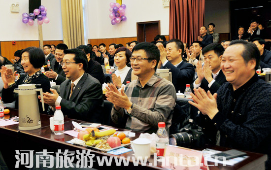 �Ҿ��e�k2016ӭ�´���Ԓ��