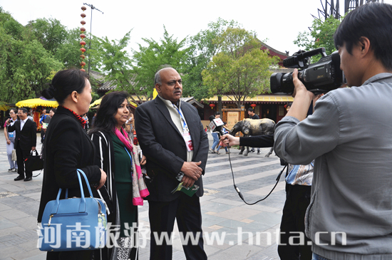 2016�Ї�(gu��)�����ݣ���(gu��)�H���γ������L(zh��ng)Փ���c��(hu��)���e�����(y��ng)���_�����������Ƿ⿼��