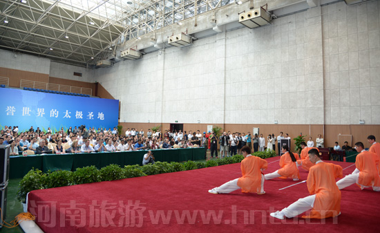 2016�Ї������ݣ����H���γ������LՓ���c�����e��������_�����������Ƿ⿼��