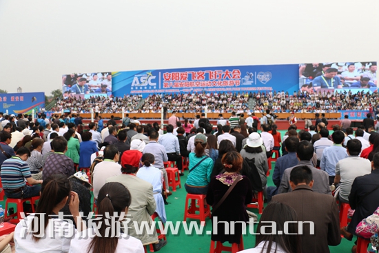 �ڰˌð��(y��ng)�����\(y��n)��(d��ng)�Ļ����ι�(ji��)