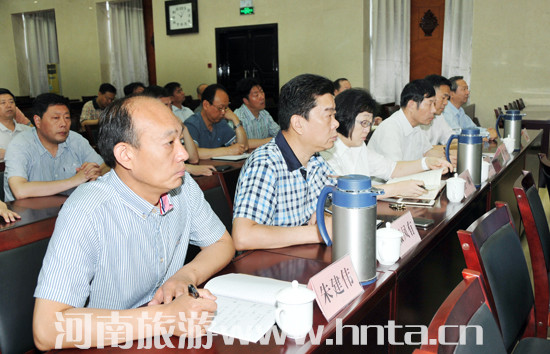 ʡί�ڰ�Ѳҕ�M���(xi��ng)Ѳҕʡ���ξ���r������(hu��)���_