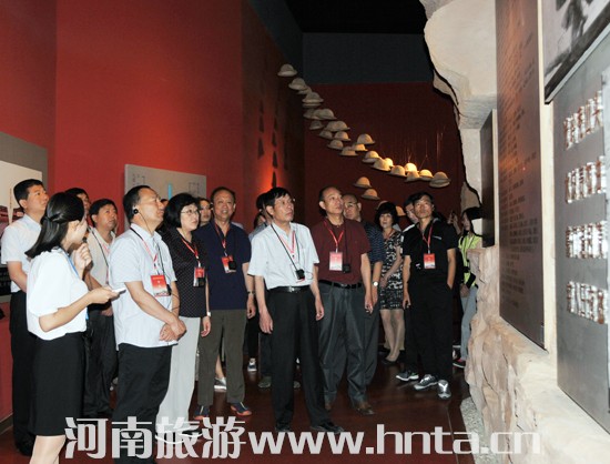 �Ҿ�&ldquo;�ɌW(xu��)һ��&rdquo;���}��Ӗ(x��n)���ڼt�����ɲ��W(xu��)Ժ�e�k