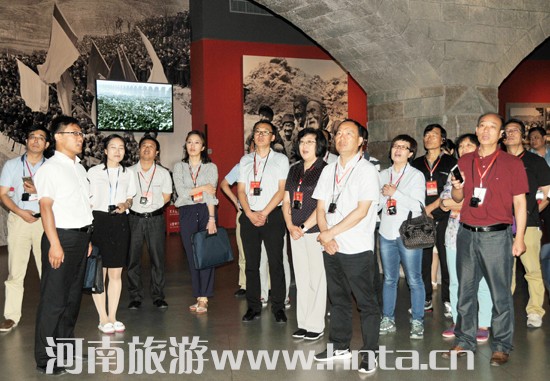 �Ҿ�&ldquo;�ɌW(xu��)һ��&rdquo;���}��Ӗ(x��n)���ڼt�����ɲ��W(xu��)Ժ�e�k