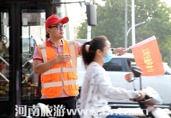 �Ҿ��_(k��i)չ�������н�ͨ��(d��o)־Ը�߻��(d��ng)