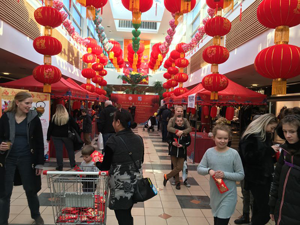 �е������ꆢĻ�ڼ� �Ї�����&ldquo;�c���籾����&rdquo;