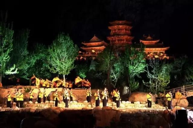 ��������������M(f��i)ʢ��֮��ˇ�ݳ�