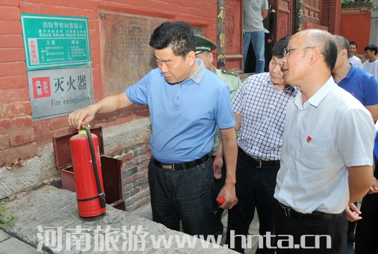 ���P�и����L��꠶����z��ƽ�ɽ�С������а�ȫ���a(ch��n)������r