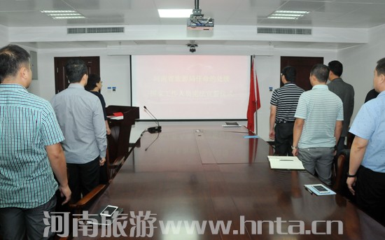 �Ҿ��e��������̎��(j��)�I(l��ng)��(d��o)��(w��)��(gu��)�ҹ����ˆT�������ăxʽ