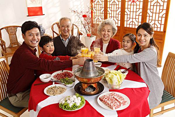 &ldquo;Т����֮��(j��ng)����֮�x����֮��Ҳ��&rdquo;Т�ϐ��H�����A����Ă��y(t��ng)��������һ�е�����еĻ��A(ch��)��Դ�^�����A�����ԹžͰ�Т��ҕ������֮��������֮�����R��֮�����·�֮����ǧ����������A������Q�����S�S���Т�ϐ��H�ĵ䷶���ڶ�����������ö�e���Є�(d��ng)��һ����һ���A�ă�Ů����ֻ�Ќ���ĸ��MТ�����ŕ�(hu��)�����˳�M�������������M��������(d��ng)��ÿһλȪ�ǃ�Ů������؟(z��)�κ�P(y��ng)��(y��u)�����y(t��ng)��������(y��u)���Ļ����Â��y(t��ng)���������҂����˸����Â��y(t��ng)�Ļ��̝��҂������`���Ì�(sh��)�H�Є�(d��ng)׌Т�����£����f����