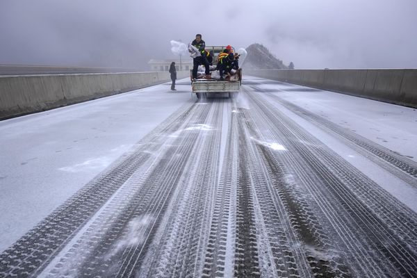 ��ѩ�͜����Ӱ푴��\(y��n)���� ���������ְܾl(f��)����ͨ��ȫ��ʾ